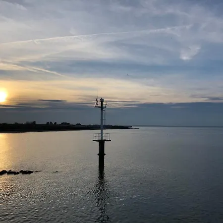 Au Bords Des Embruns 4 Personnes * Grandcamp-Maisy